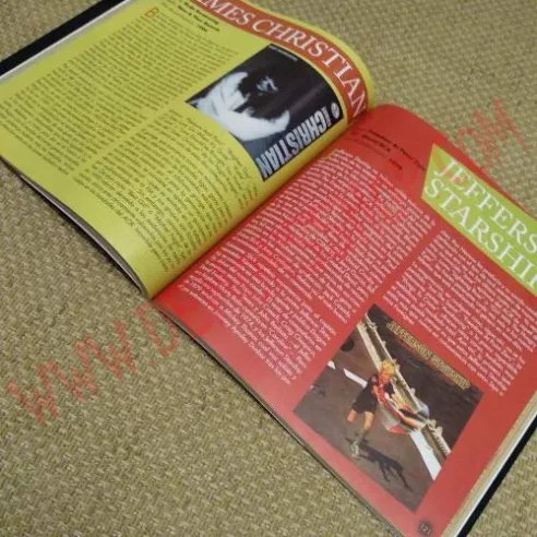 Libro AOR World. Un viaje por la historia del rock melódico en 200 discos