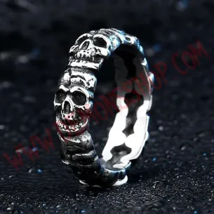 Anillo Skulls LT