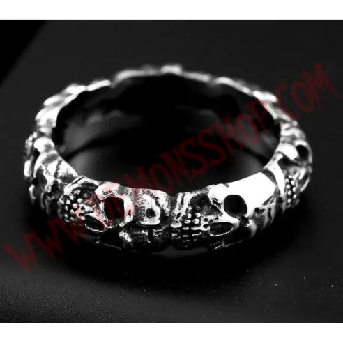 Anillo Skulls LT