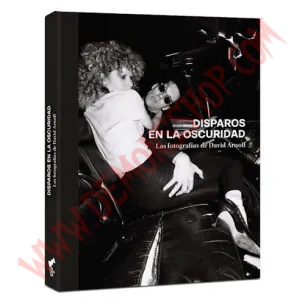 Libro Disparos en la oscuridad - Las fotografías de David Arnoff